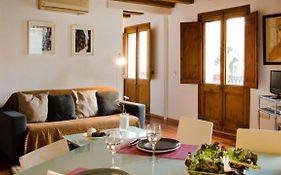 Ripoll Apartments